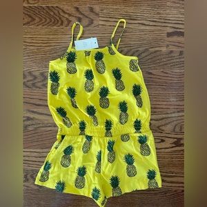 🍍Baby Gap Pineapple Romper for 3T. Brand new with tags 🍍